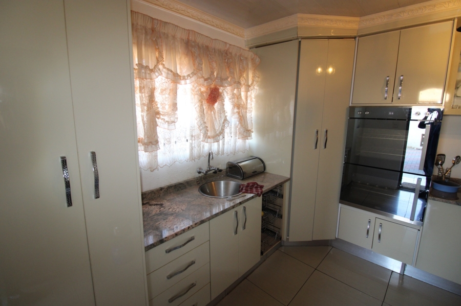 3 Bedroom Property for Sale in Raceway Free State